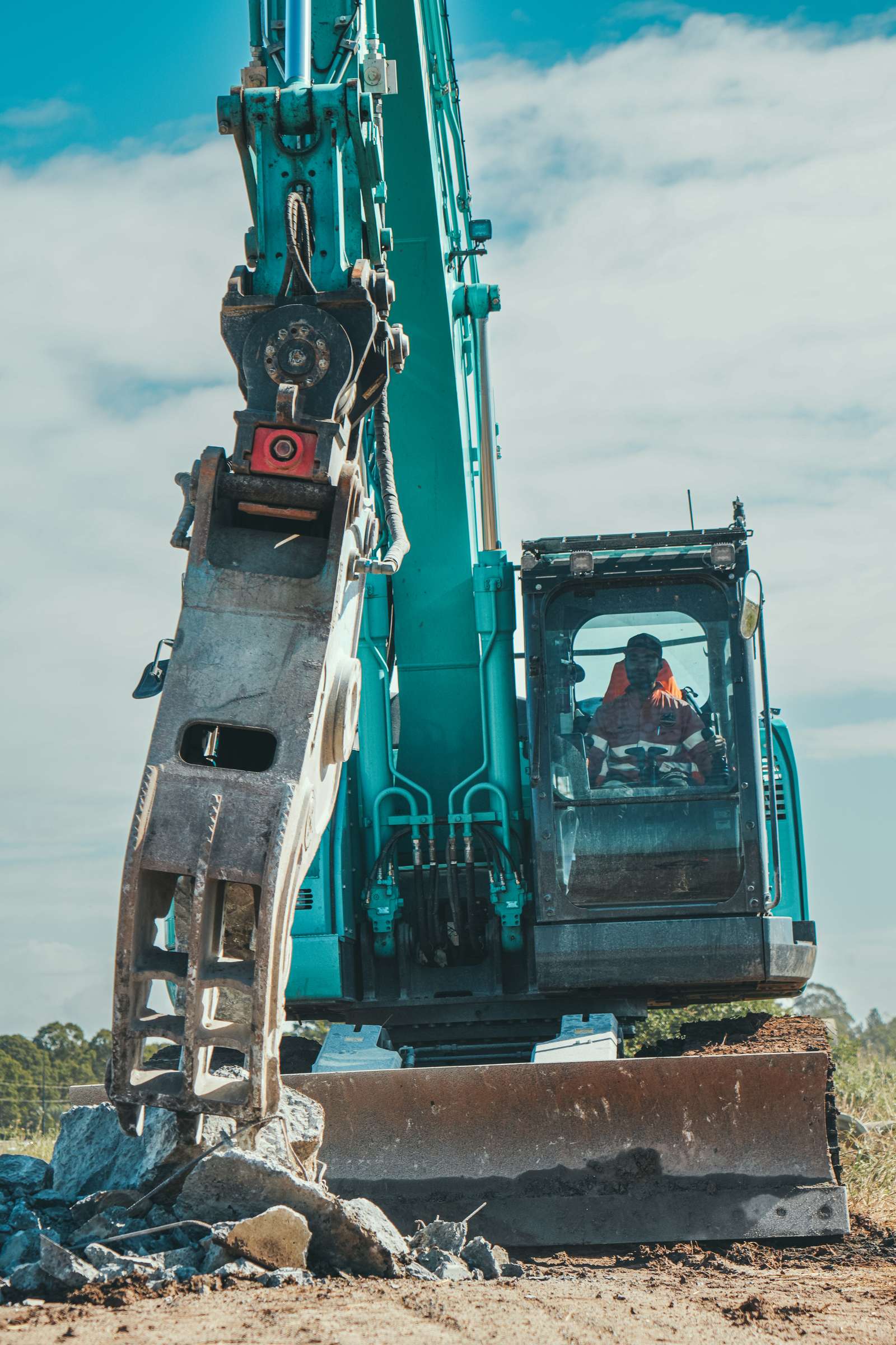 Definitive Contracting mobile workshop service truck in Sydney