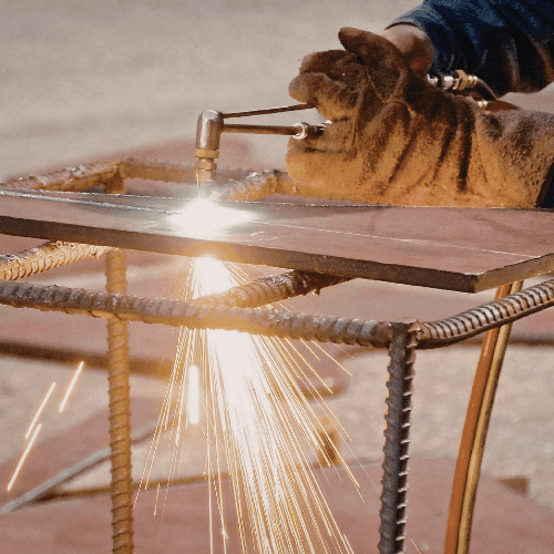 Certified welders, full ticketed crews